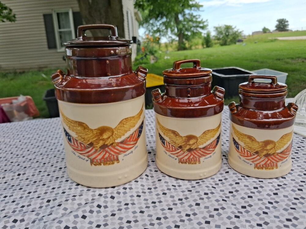 McCoy Pottery Spirit Of 76 3 Jar Set Carved Wooden Eagle Ntnl. Gallery Of Art